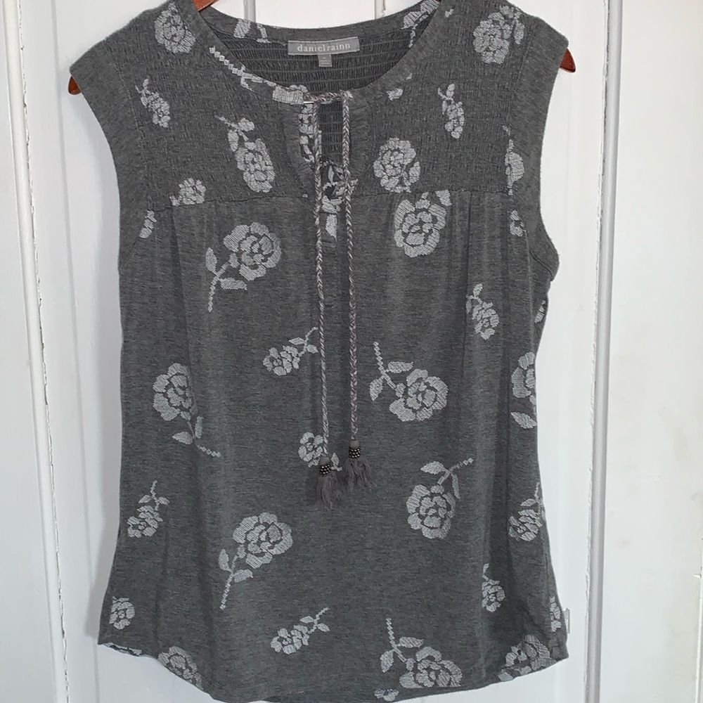 Daniel rainn Gray Smocked Top Size M  Detailed Neckline and Sleeves